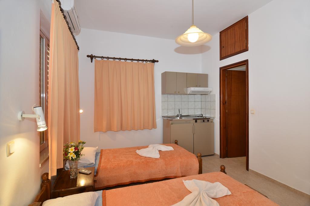 Apartamento Niriida Sfinárion Habitación foto