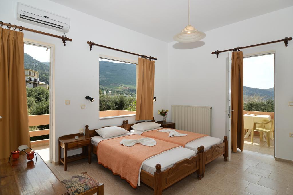 Apartamento Niriida Sfinárion Habitación foto